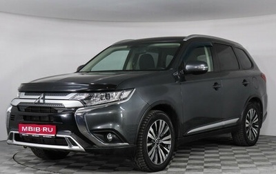 Mitsubishi Outlander III рестайлинг 3, 2018 год, 2 097 000 рублей, 1 фотография