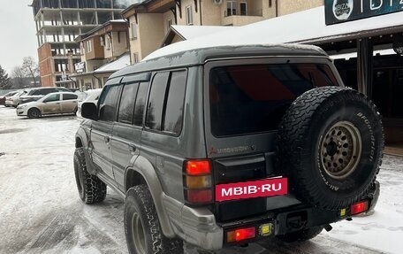 Mitsubishi Pajero III рестайлинг, 1994 год, 665 000 рублей, 3 фотография
