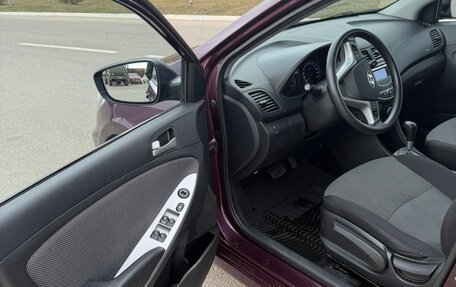 Hyundai Solaris II рестайлинг, 2013 год, 1 100 000 рублей, 5 фотография