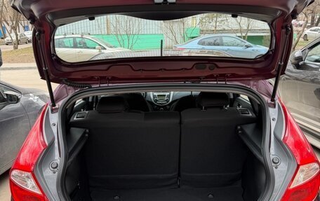 Hyundai Solaris II рестайлинг, 2013 год, 1 100 000 рублей, 7 фотография