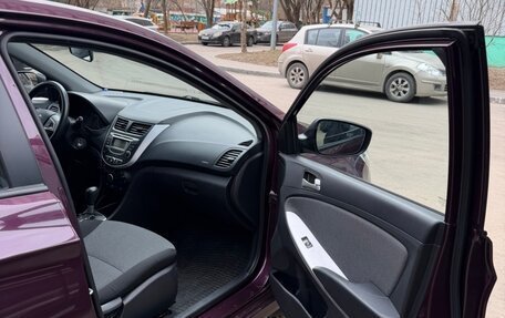 Hyundai Solaris II рестайлинг, 2013 год, 1 100 000 рублей, 10 фотография