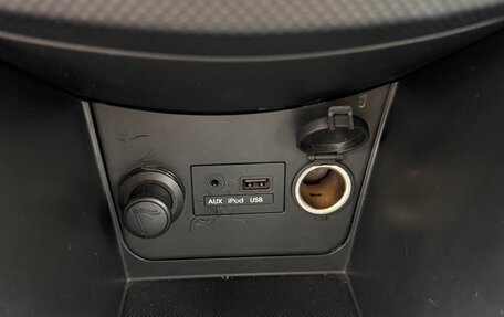 Hyundai Solaris II рестайлинг, 2013 год, 1 100 000 рублей, 14 фотография