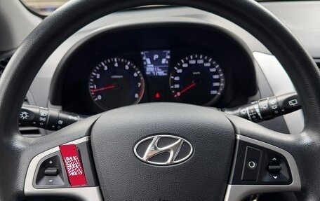 Hyundai Solaris II рестайлинг, 2013 год, 1 100 000 рублей, 17 фотография