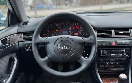 Audi A6, 1998 год, 365 000 рублей, 13 фотография