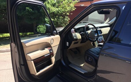 Land Rover Range Rover IV рестайлинг, 2015 год, 5 600 000 рублей, 18 фотография