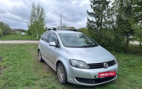 Volkswagen Golf Plus II, 2012 год, 420 000 рублей, 2 фотография