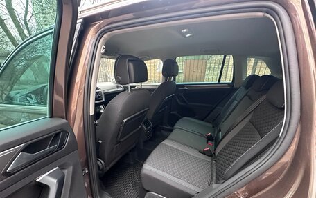 Volkswagen Tiguan II, 2018 год, 2 850 000 рублей, 8 фотография