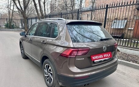 Volkswagen Tiguan II, 2018 год, 2 850 000 рублей, 4 фотография