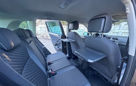 Volkswagen Tiguan II, 2018 год, 2 850 000 рублей, 17 фотография