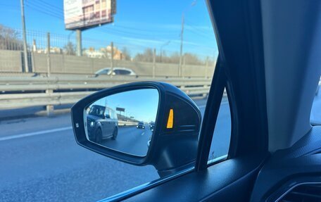 Volkswagen Tiguan II, 2018 год, 2 850 000 рублей, 21 фотография