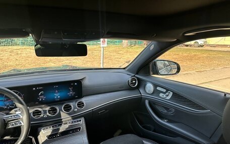 Mercedes-Benz E-Класс, 2021 год, 5 800 000 рублей, 9 фотография