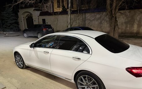 Mercedes-Benz E-Класс, 2021 год, 5 750 000 рублей, 15 фотография
