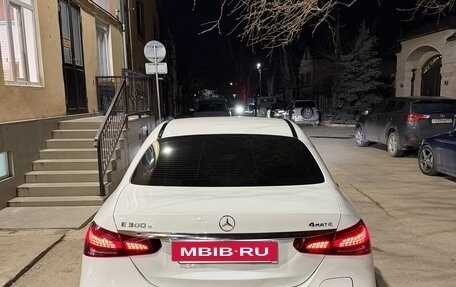 Mercedes-Benz E-Класс, 2021 год, 5 750 000 рублей, 13 фотография