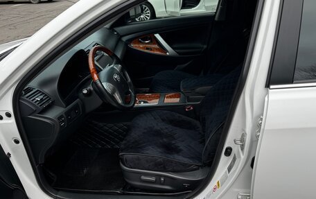 Toyota Camry, 2010 год, 1 550 000 рублей, 12 фотография