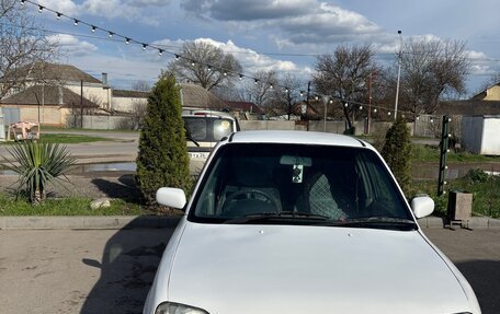 Nissan March II, 2001 год, 220 000 рублей, 2 фотография