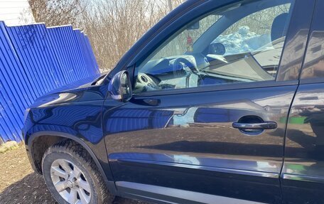 Volkswagen Tiguan I, 2008 год, 920 000 рублей, 2 фотография