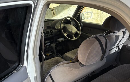 Nissan March II, 2001 год, 220 000 рублей, 12 фотография