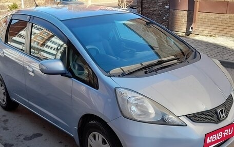Honda Fit III, 2010 год, 700 000 рублей, 17 фотография