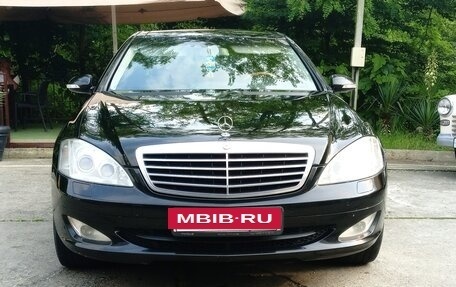 Mercedes-Benz S-Класс, 2009 год, 1 090 000 рублей, 2 фотография