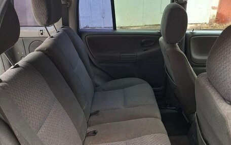 Chevrolet Tracker II, 2000 год, 330 000 рублей, 3 фотография