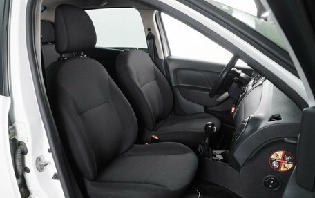 Renault Logan II, 2020 год, 749 000 рублей, 8 фотография