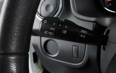 Renault Logan II, 2020 год, 749 000 рублей, 12 фотография