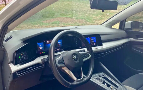 Volkswagen Golf VIII, 2022 год, 1 800 111 рублей, 9 фотография