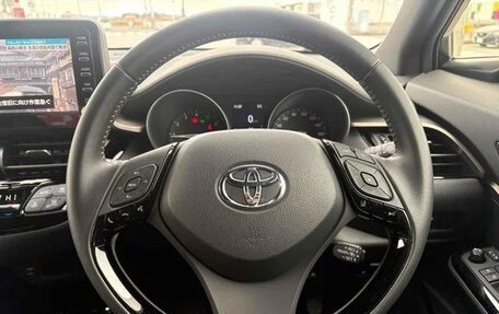 Toyota C-HR I рестайлинг, 2023 год, 1 950 060 рублей, 14 фотография