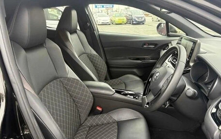 Toyota C-HR I рестайлинг, 2023 год, 1 950 060 рублей, 10 фотография