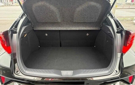 Toyota C-HR I рестайлинг, 2023 год, 1 950 060 рублей, 23 фотография