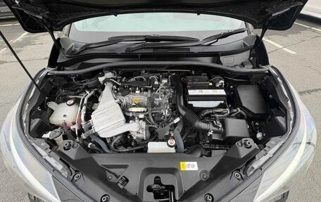 Toyota C-HR I рестайлинг, 2023 год, 1 950 060 рублей, 25 фотография