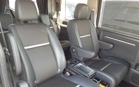 Honda Stepwgn IV, 2022 год, 1 750 000 рублей, 11 фотография