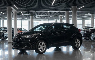 Toyota C-HR I рестайлинг, 2018 год, 2 740 000 рублей, 1 фотография