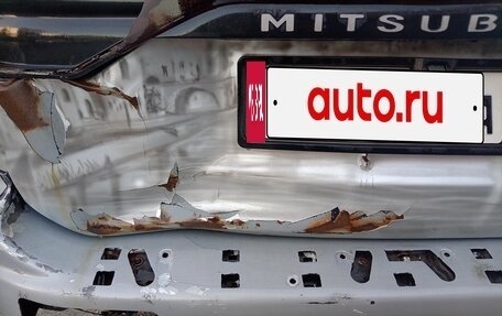 Mitsubishi Pajero Sport II рестайлинг, 2003 год, 500 000 рублей, 3 фотография