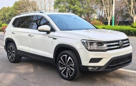 Volkswagen Tharu, 2021 год, 1 600 000 рублей, 2 фотография