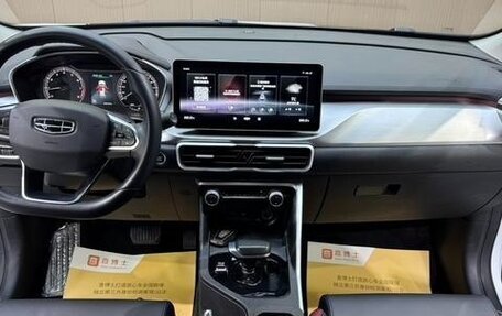 Geely Coolray I, 2022 год, 1 370 000 рублей, 11 фотография