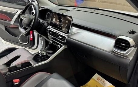 Geely Coolray I, 2022 год, 1 370 000 рублей, 10 фотография