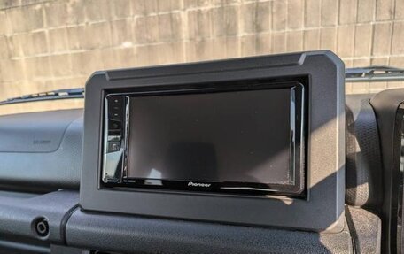 Suzuki Jimny, 2021 год, 1 800 000 рублей, 23 фотография