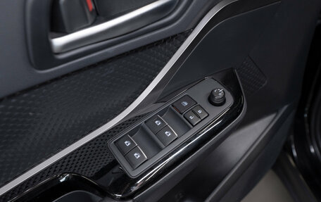 Toyota C-HR I рестайлинг, 2018 год, 2 740 000 рублей, 17 фотография