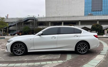 BMW 3 серия, 2021 год, 2 800 000 рублей, 6 фотография