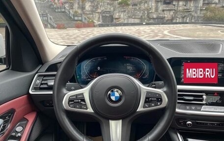 BMW 3 серия, 2021 год, 2 800 000 рублей, 10 фотография