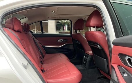 BMW 3 серия, 2021 год, 2 800 000 рублей, 16 фотография