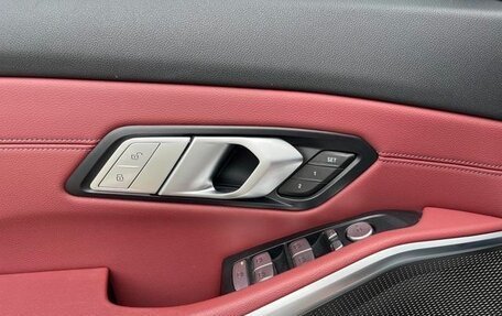 BMW 3 серия, 2021 год, 2 800 000 рублей, 15 фотография