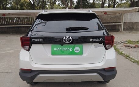 Toyota Yaris, 2021 год, 780 000 рублей, 3 фотография