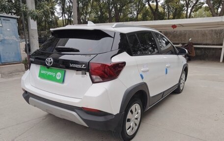 Toyota Yaris, 2021 год, 780 000 рублей, 6 фотография