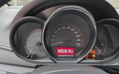 Toyota Yaris, 2021 год, 780 000 рублей, 10 фотография