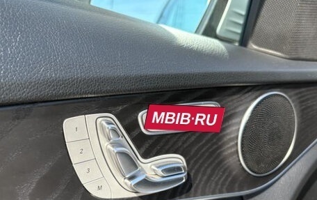 Mercedes-Benz C-Класс, 2019 год, 2 100 000 рублей, 19 фотография
