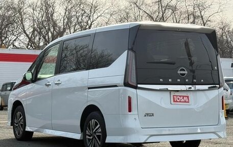 Nissan Serena, 2023 год, 2 400 000 рублей, 4 фотография