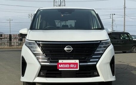 Nissan Serena, 2023 год, 2 400 000 рублей, 3 фотография