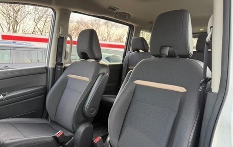 Nissan Serena, 2023 год, 2 400 000 рублей, 10 фотография